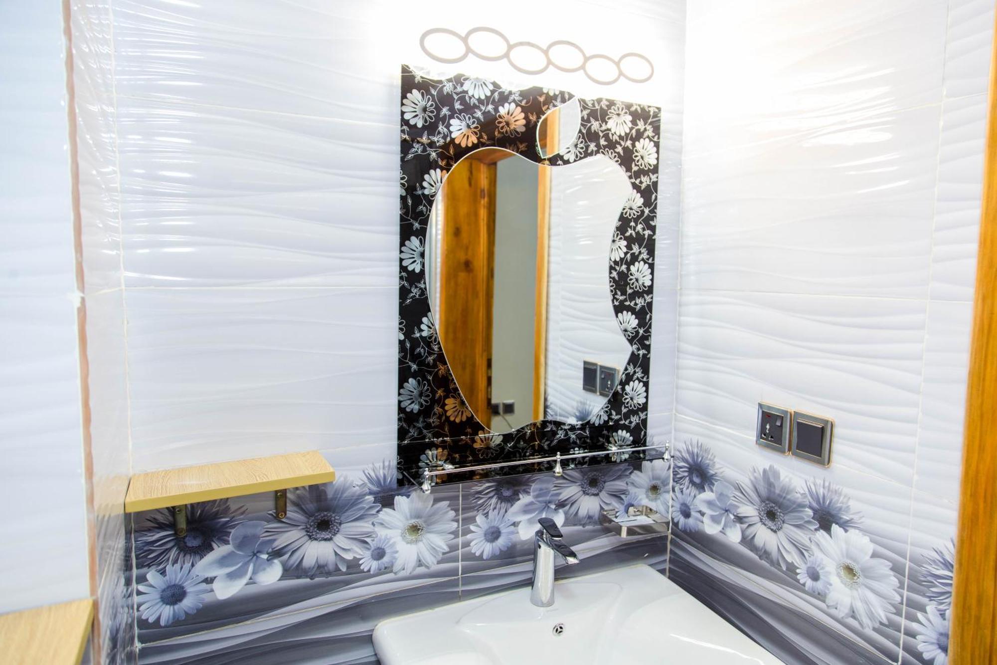 Mountain View Hotel & Apartment Кигали Номер фото