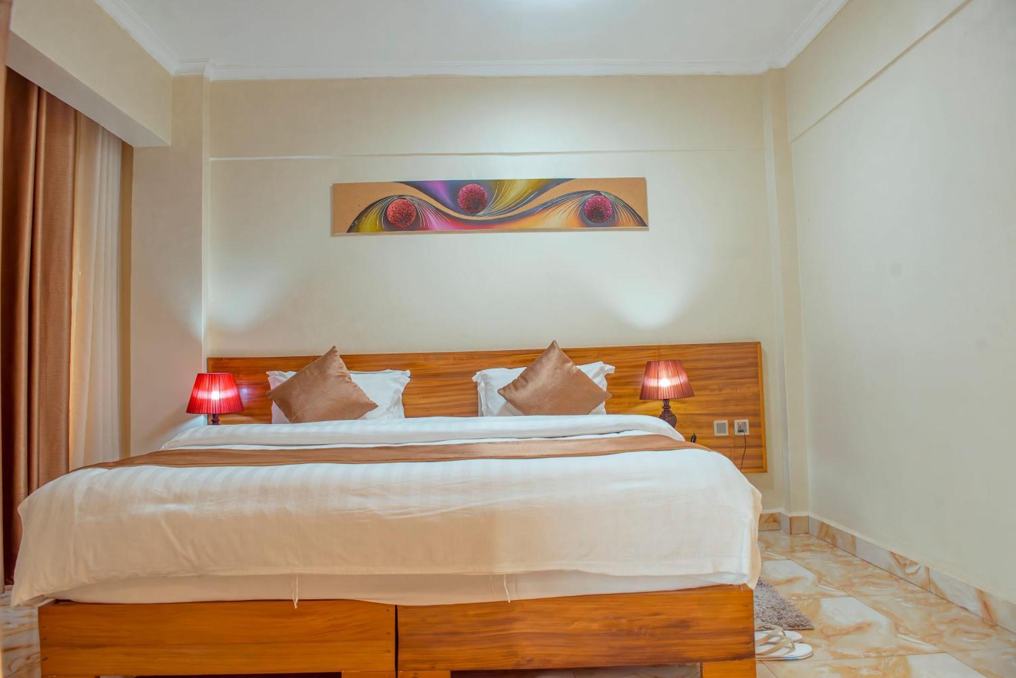 Mountain View Hotel & Apartment Кигали Экстерьер фото